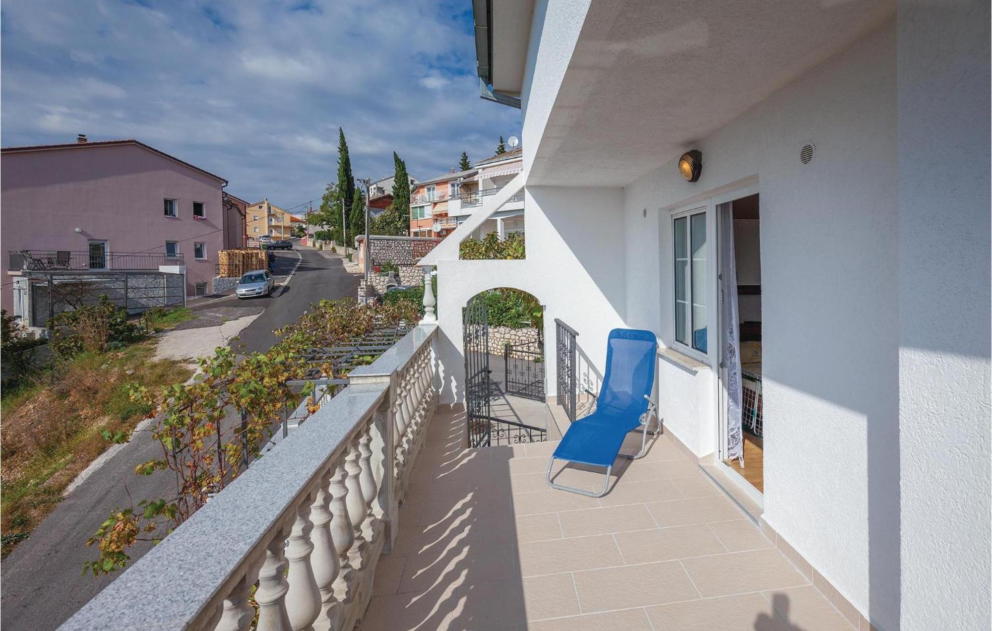 Stunning Apartment In Crikvenica With Wifi 外观 照片