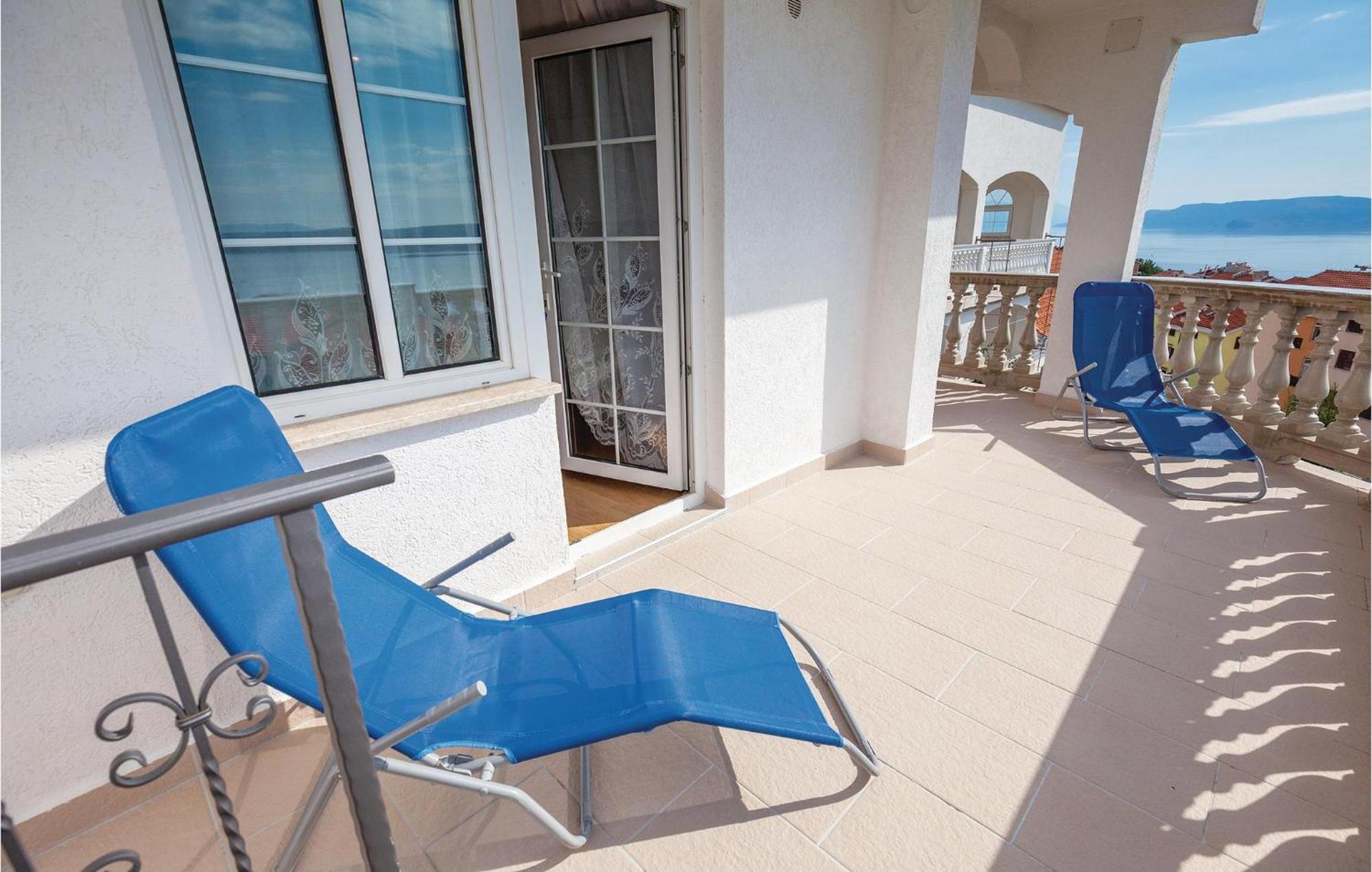 Stunning Apartment In Crikvenica With Wifi 外观 照片