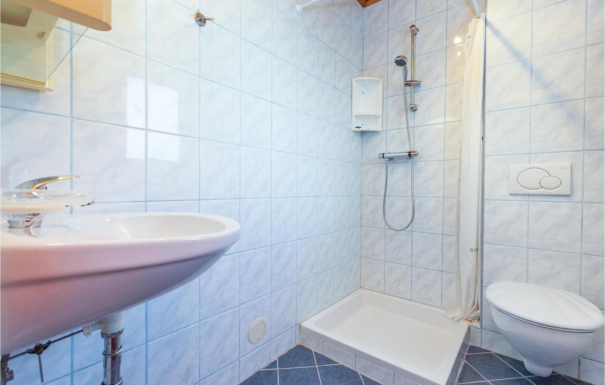 Stunning Apartment In Crikvenica With Wifi 外观 照片
